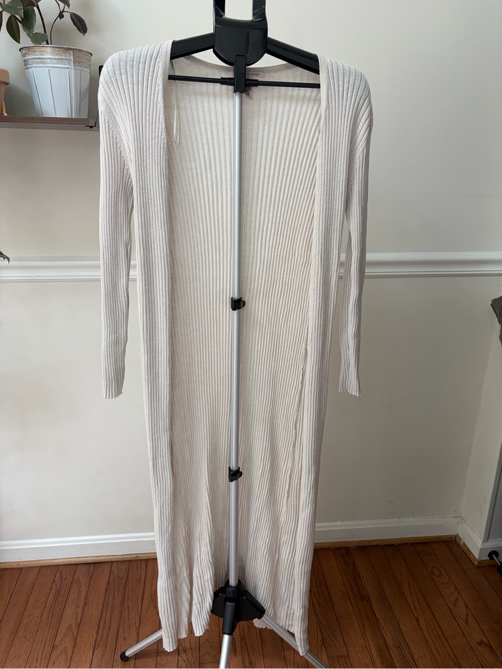 Victoria's Secret Cream Ribbed Open Cardigan